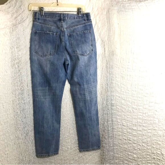 By Together NWT Light Blue Distressed Jeans Size Small - Picture 4 of 9